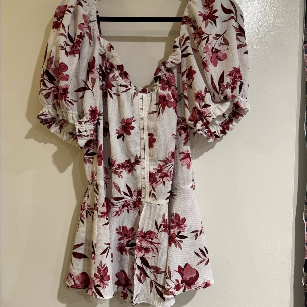 City Chic Red and White Flutter Sleeve Blouse